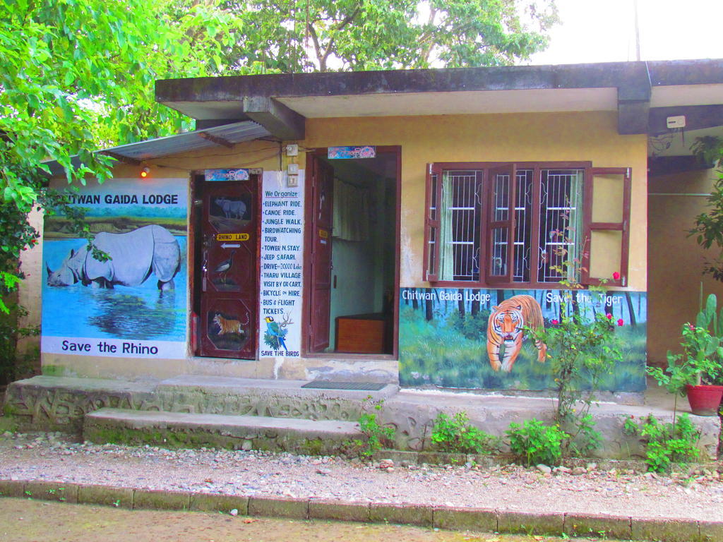 Chitwan Gaida Lodge Sauraha Eksteriør bilde