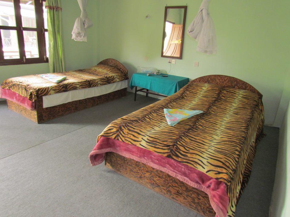 Chitwan Gaida Lodge Sauraha Eksteriør bilde